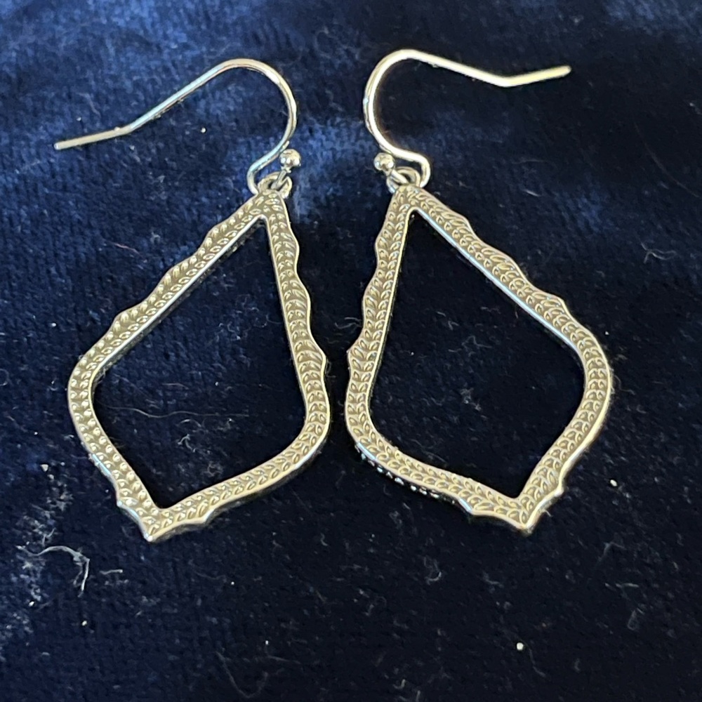 Kendra Scott Sophia earrings
